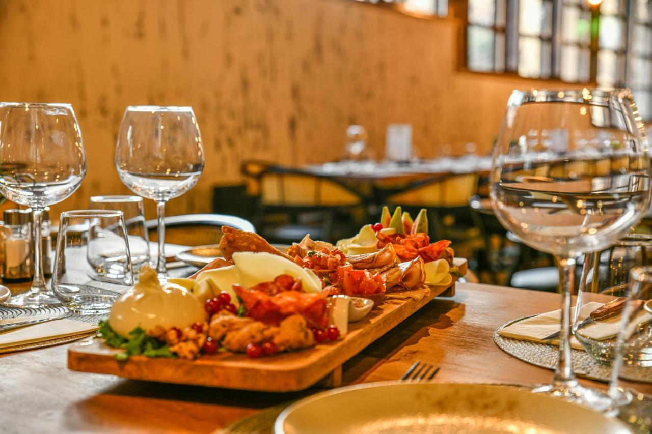 Neuchatel City Hotel Εξωτερικό φωτογραφία