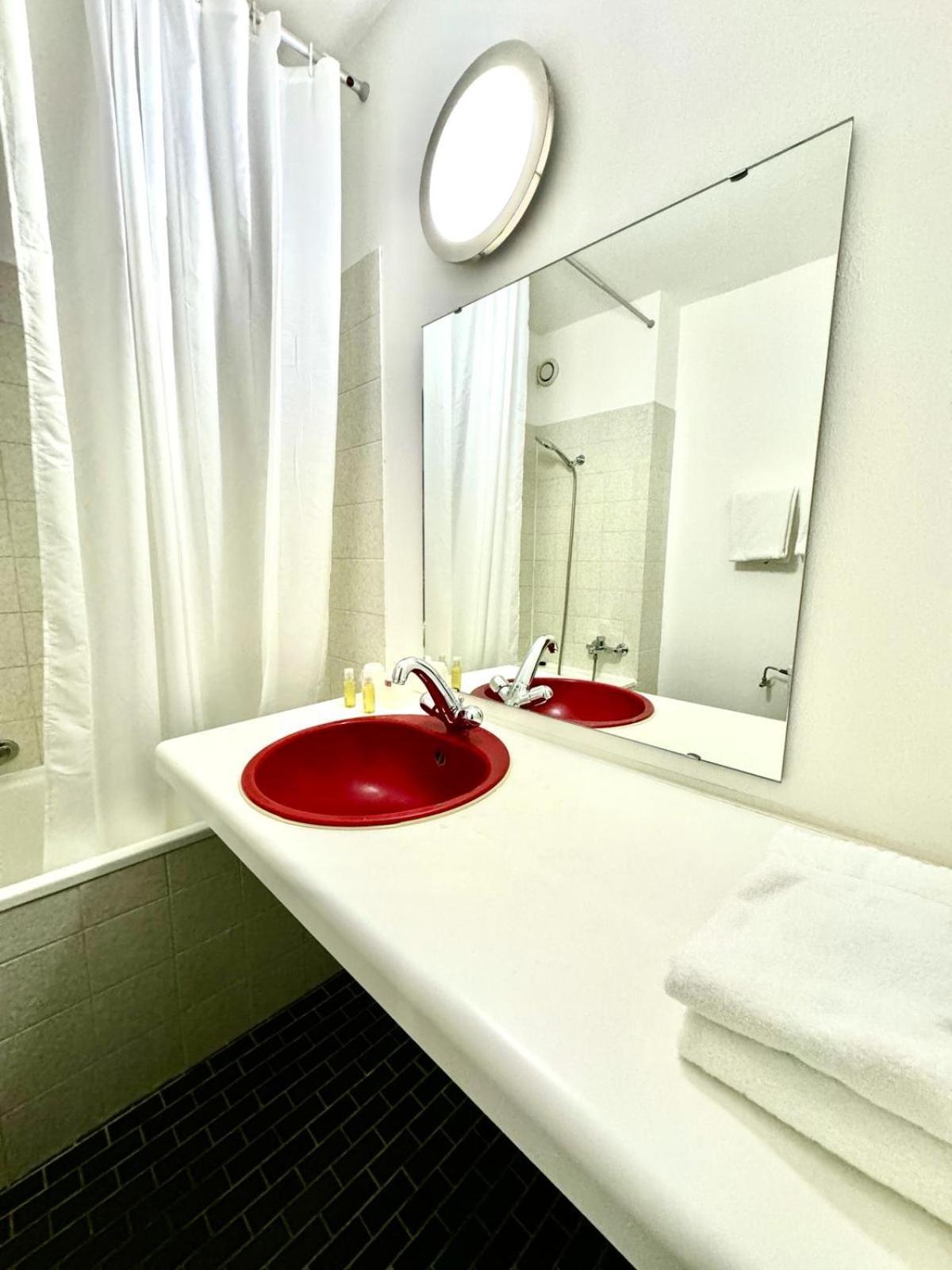 Neuchatel City Hotel Εξωτερικό φωτογραφία