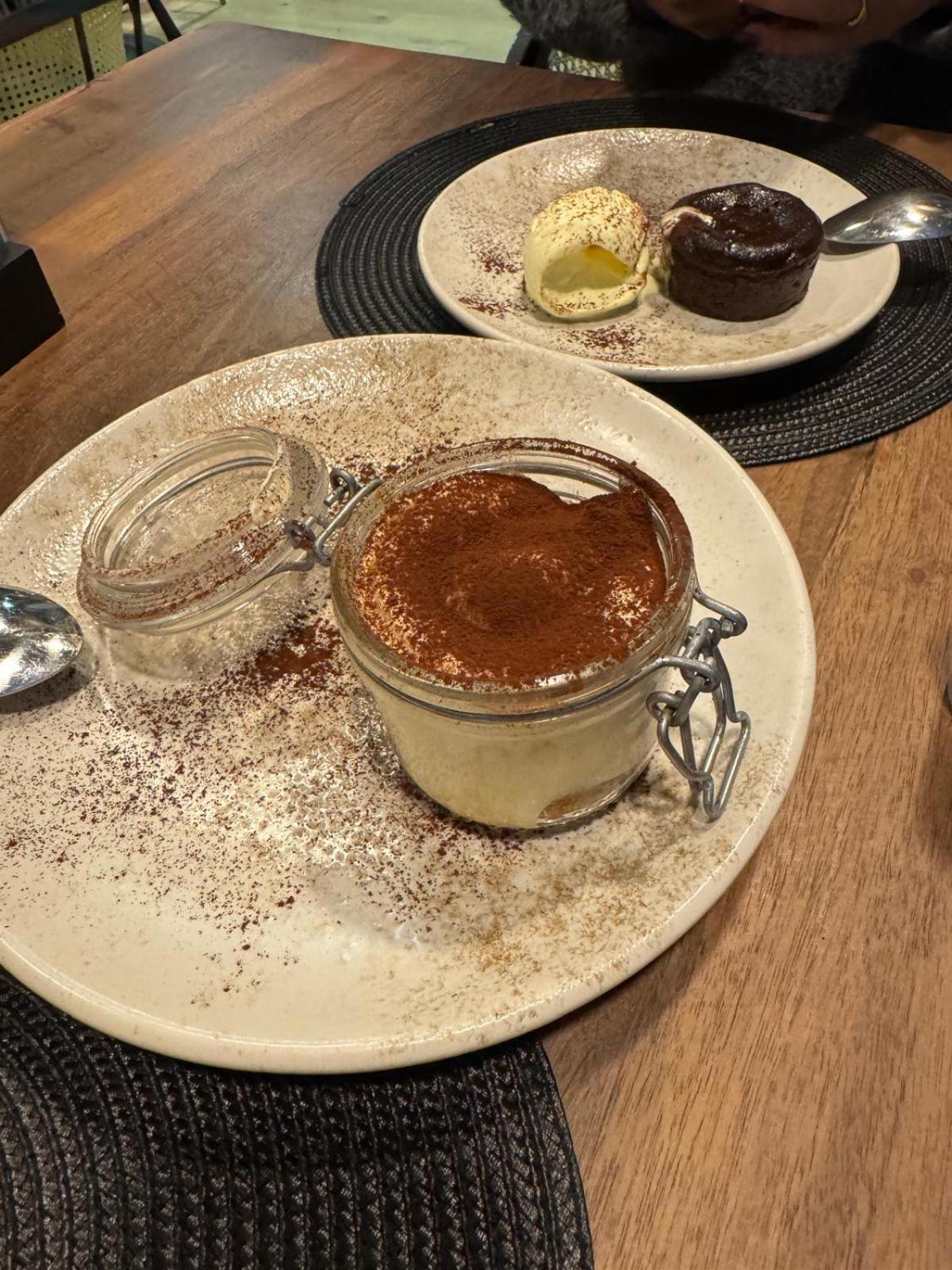 Neuchatel City Hotel Εξωτερικό φωτογραφία